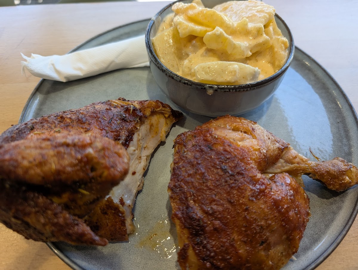 Smokey Chooks Photos 2